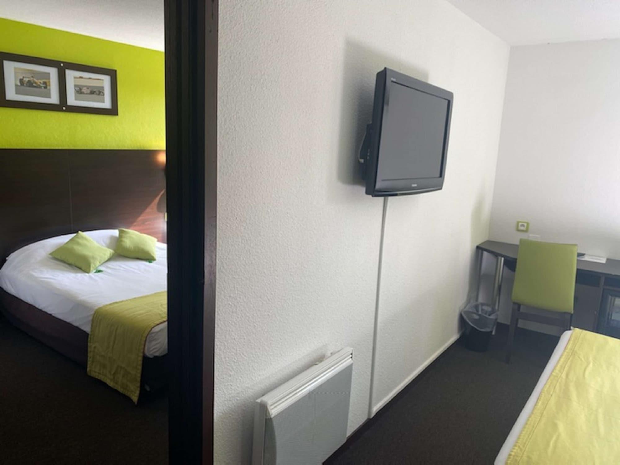 Enzo Hotels Vierzon By Kyriad Direct Kültér fotó