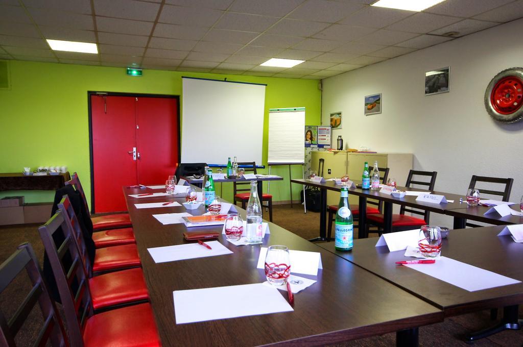 Enzo Hotels Vierzon By Kyriad Direct Kültér fotó
