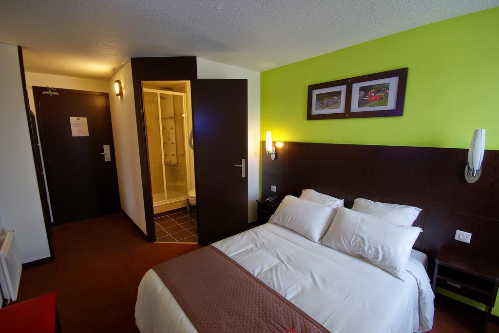 Enzo Hotels Vierzon By Kyriad Direct Kültér fotó